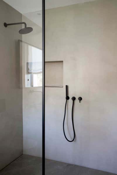  Modern Family Home Bathroom. Lentisco by Estudio Gomez Garay.