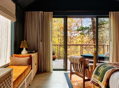  Farmhouse Hotel Bedroom. Wildflower Farms by Ward and Gray.