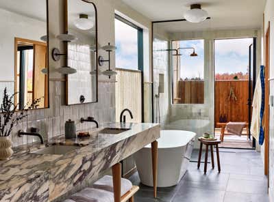  Country Hotel Bathroom. Wildflower Farms by Ward and Gray.