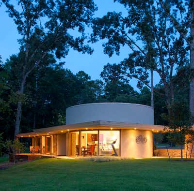  Mid-Century Modern Family Home Exterior. Tyler Lake House by Mary Anne Smiley Interiors LLC.