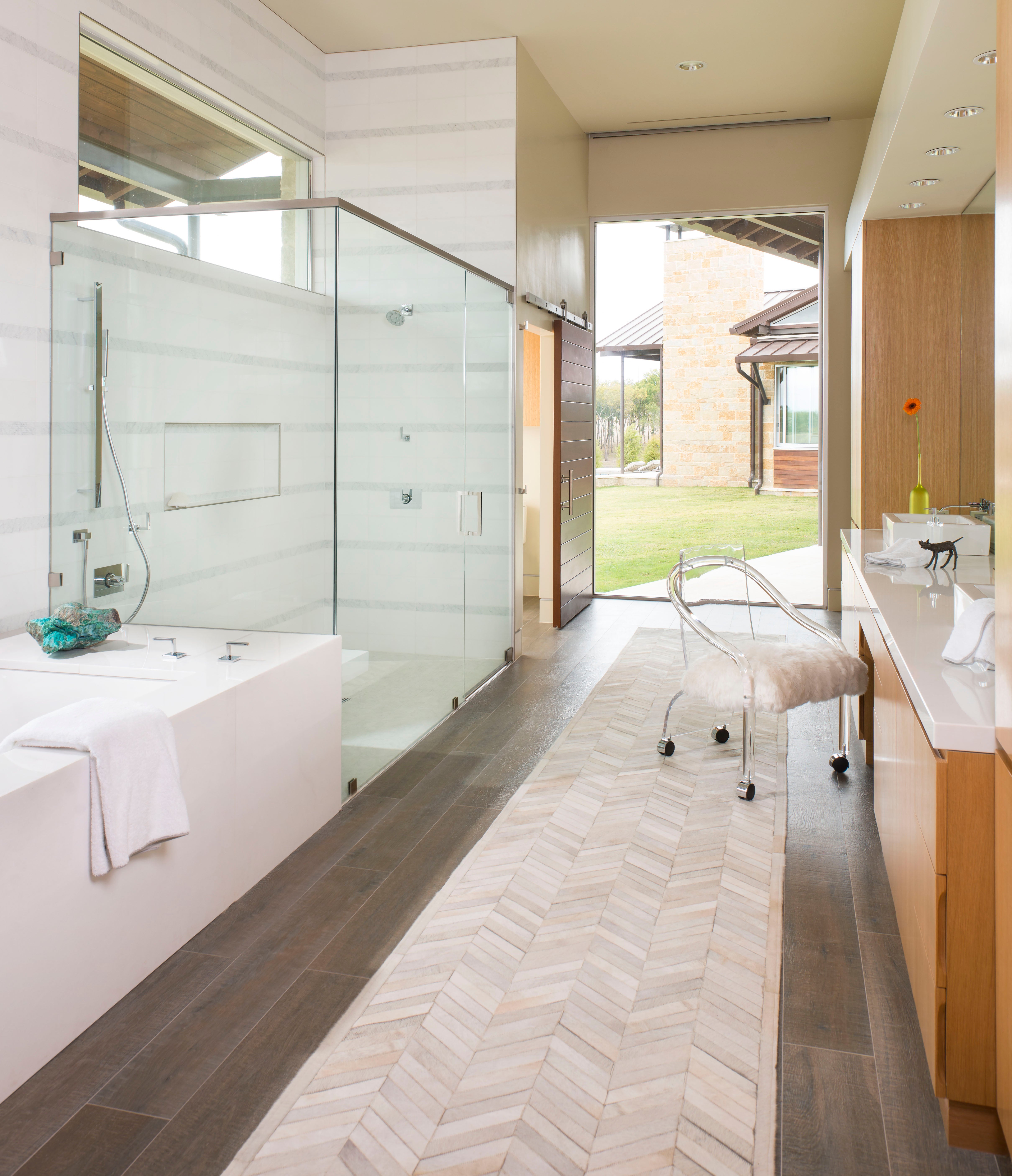 Contemporary Bathroom