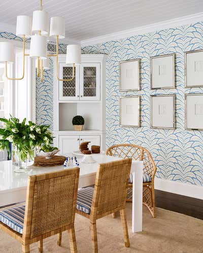  Coastal Family Home Dining Room. Garfield Fieldstone by Sarah Vaile Design.
