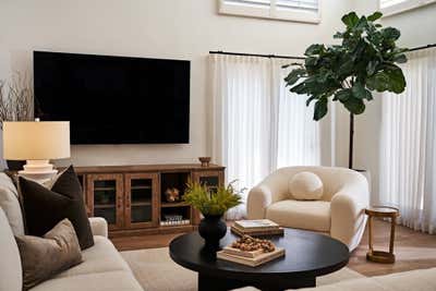  Organic Family Home Living Room. Bloomfield by Karla Garcia Design Studio - CA.