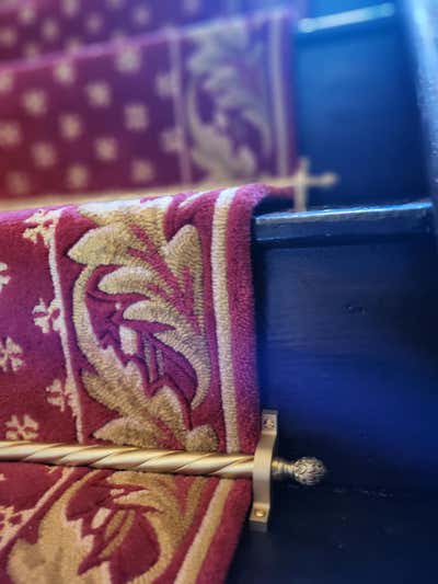  English Country Entry and Hall. Bespoke Stair Runner by Haysey Design & Consultancy.