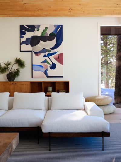  Mid-Century Modern Vacation Home Living Room. Incline Village, Lake Tahoe by Purveyor Design.