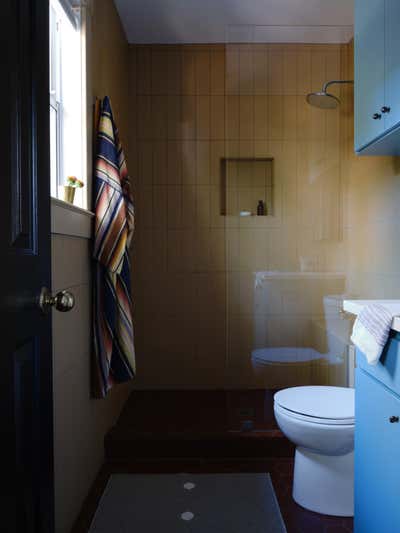  French Mid-Century Modern Bathroom. Hollywood Avenue, Austin by Purveyor Design.