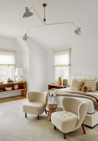  Contemporary Modern Beach House Bedroom. Water Mill Home by Hilary Matt Interiors.