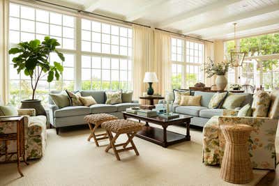 Cottage Family Home Living Room. Palisades by Nicole Layne Interior Atelier.