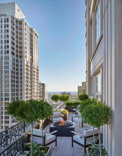  Art Deco Entertainment/Cultural Patio and Deck. Chicago Penthouse by Craig & Company.