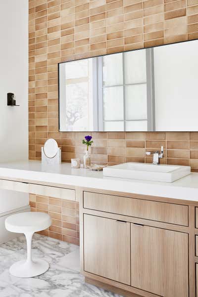  Beach Style Cottage Family Home Bathroom. Cherokee Trail by Chad Dorsey Design.