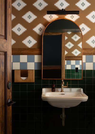  Rustic Bathroom. OZARKER LODGE by Parini.