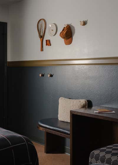  Rustic Bedroom. OZARKER LODGE by Parini.
