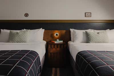  Modern Rustic Hotel Bedroom. OZARKER LODGE by Parini.