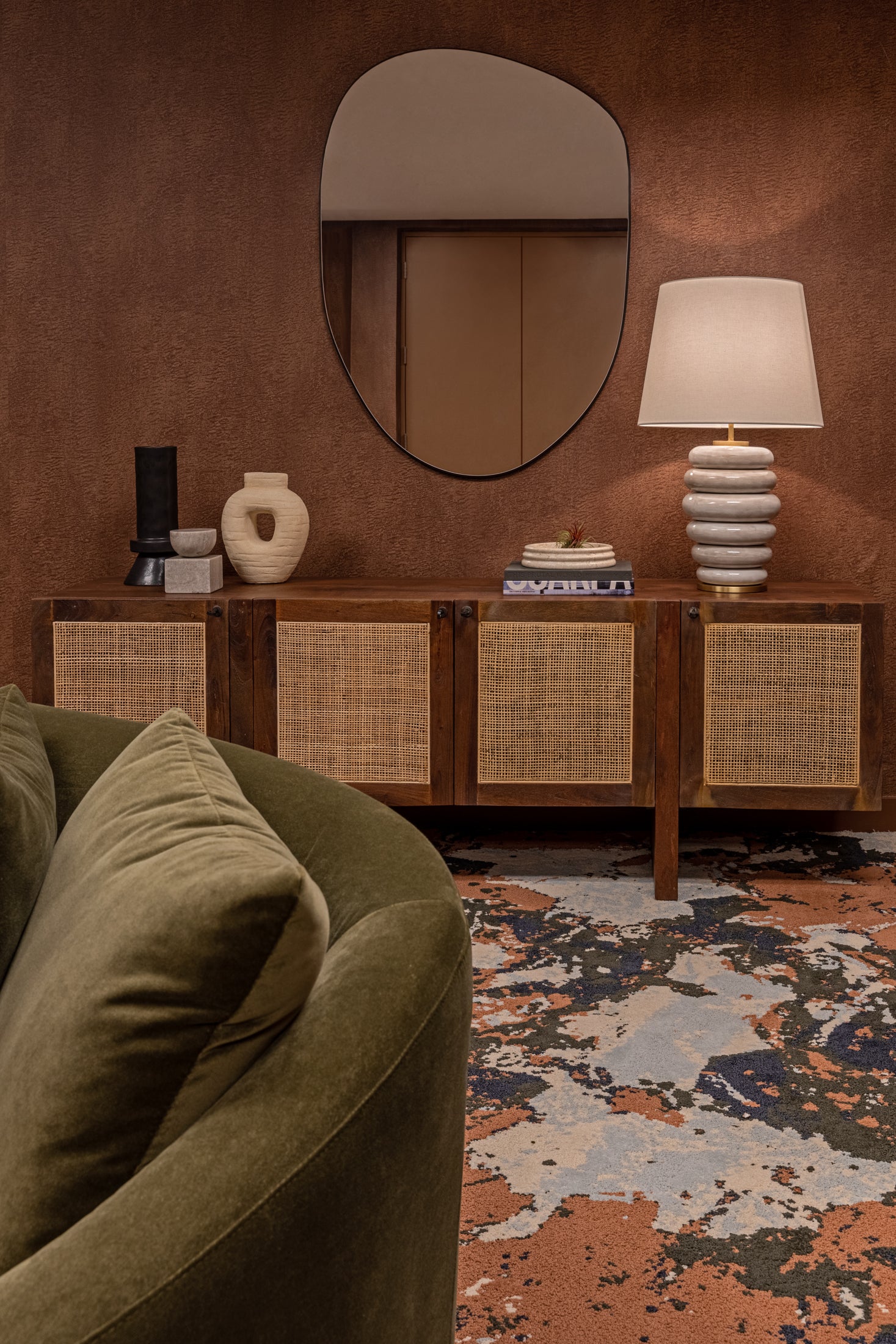 Modern Lobby and Reception