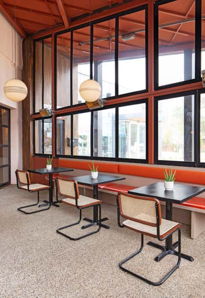 Modern Restaurant Dining Room. COMO'S POP-UP by Parini.