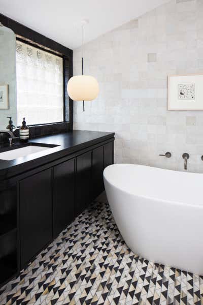  Modern Family Home Bathroom. WOODED RESPITE by Parini.