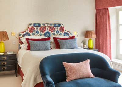  Maximalist Bedroom. Belgravia Apartment by Violet & George.
