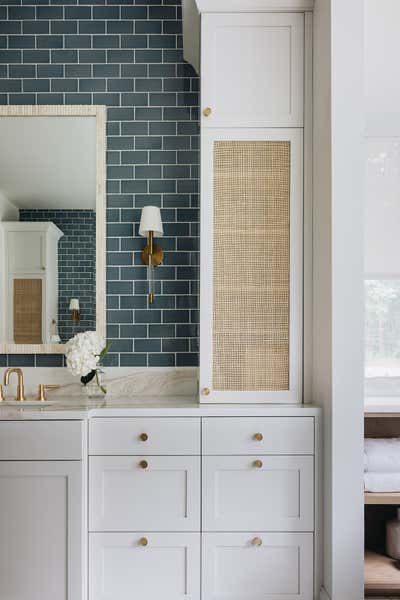 Transitional Vacation Home Bathroom. ASC Pine Lake Love by Amy Storm and Company, LLC.