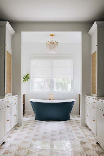 Transitional Vacation Home Bathroom. ASC Pine Lake Love by Amy Storm and Company, LLC.