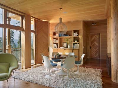  Organic Transitional Vacation Home Workspace. The Crow's Nest Residence by BCV Architecture + Interiors.