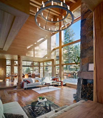  Transitional Vacation Home Open Plan. The Crow's Nest Residence by BCV Architecture + Interiors.