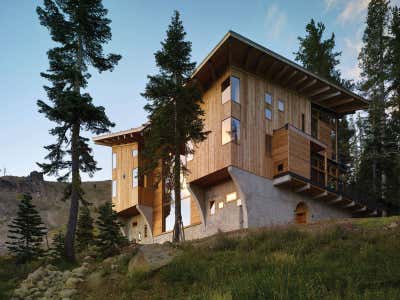  Transitional Vacation Home Exterior. The Crow's Nest Residence by BCV Architecture + Interiors.