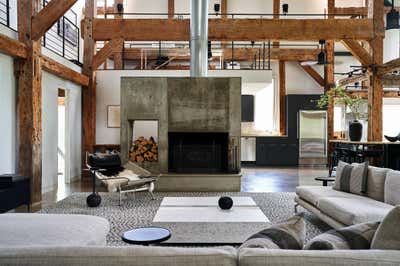  Modern Family Home Living Room. Skunks Misery Road by Studio Todd Raymond.