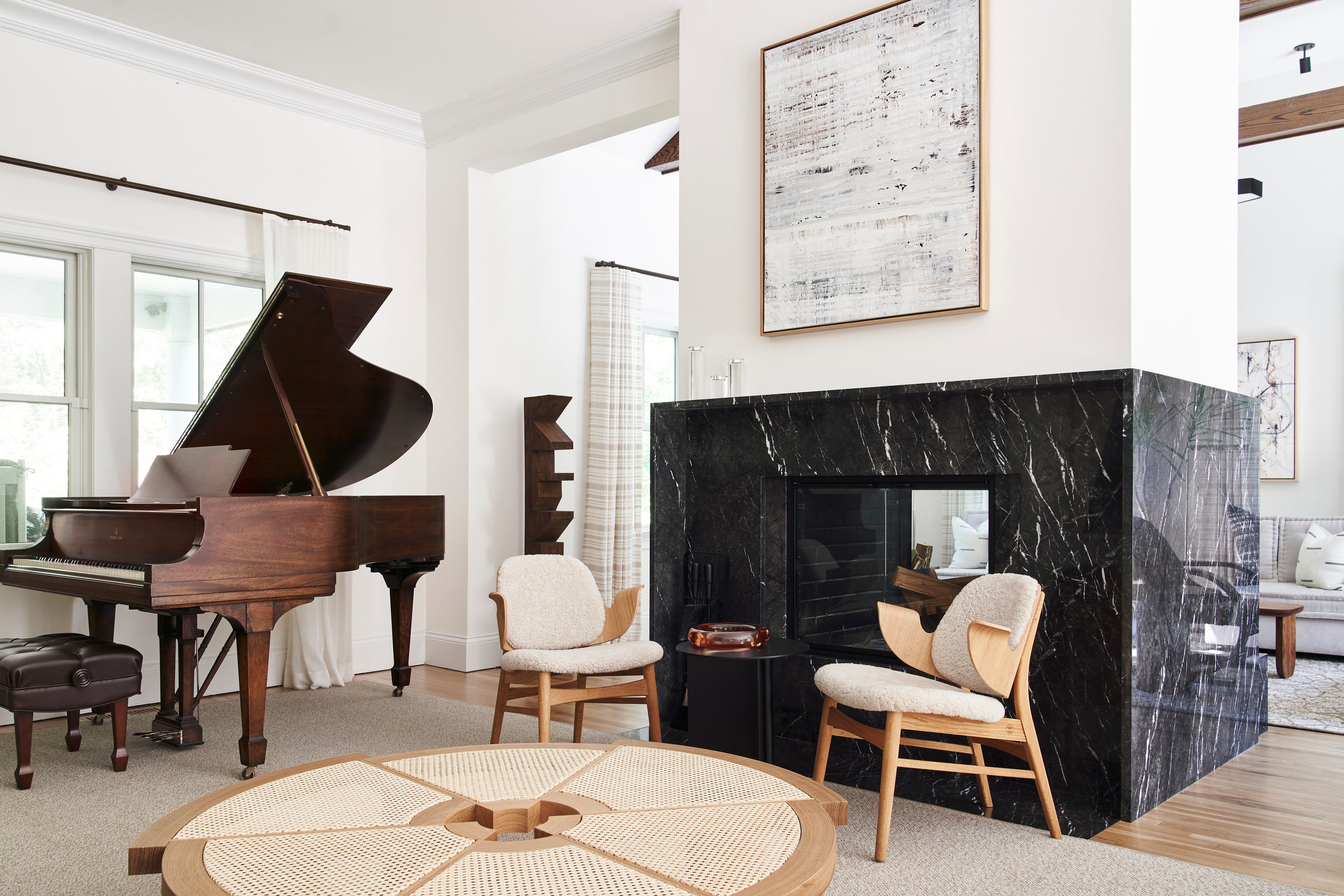 Modern Lobby and Reception