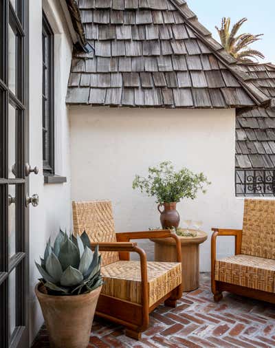  Transitional Family Home Patio and Deck. L.A. French Eclectic by Jessica Helgerson Interior Design.