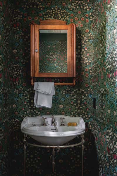  Cottage Bathroom. Iowa City House by Jessica Helgerson Interior Design.