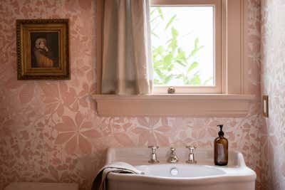  Regency Family Home Bathroom. NW Johnson Street House by JESSICA HELGERSON INTERIOR DESIGN.