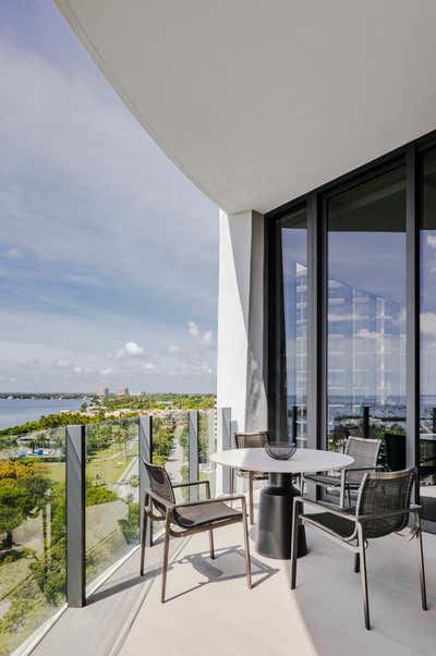  Modern Apartment Patio and Deck. Park Grove Residence by B+G Design Inc.