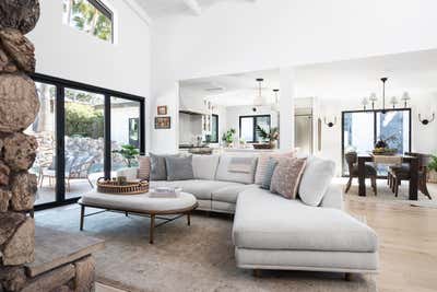 Coastal Beach House Living Room. Eugenie Avenue  by Imparfait Design Studio.