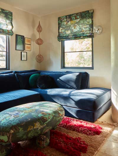  Organic Living Room. Entrada by Aker Interiors.