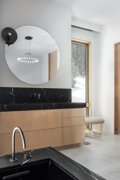  Organic Bathroom. The Colony  by Cityhome Collective.