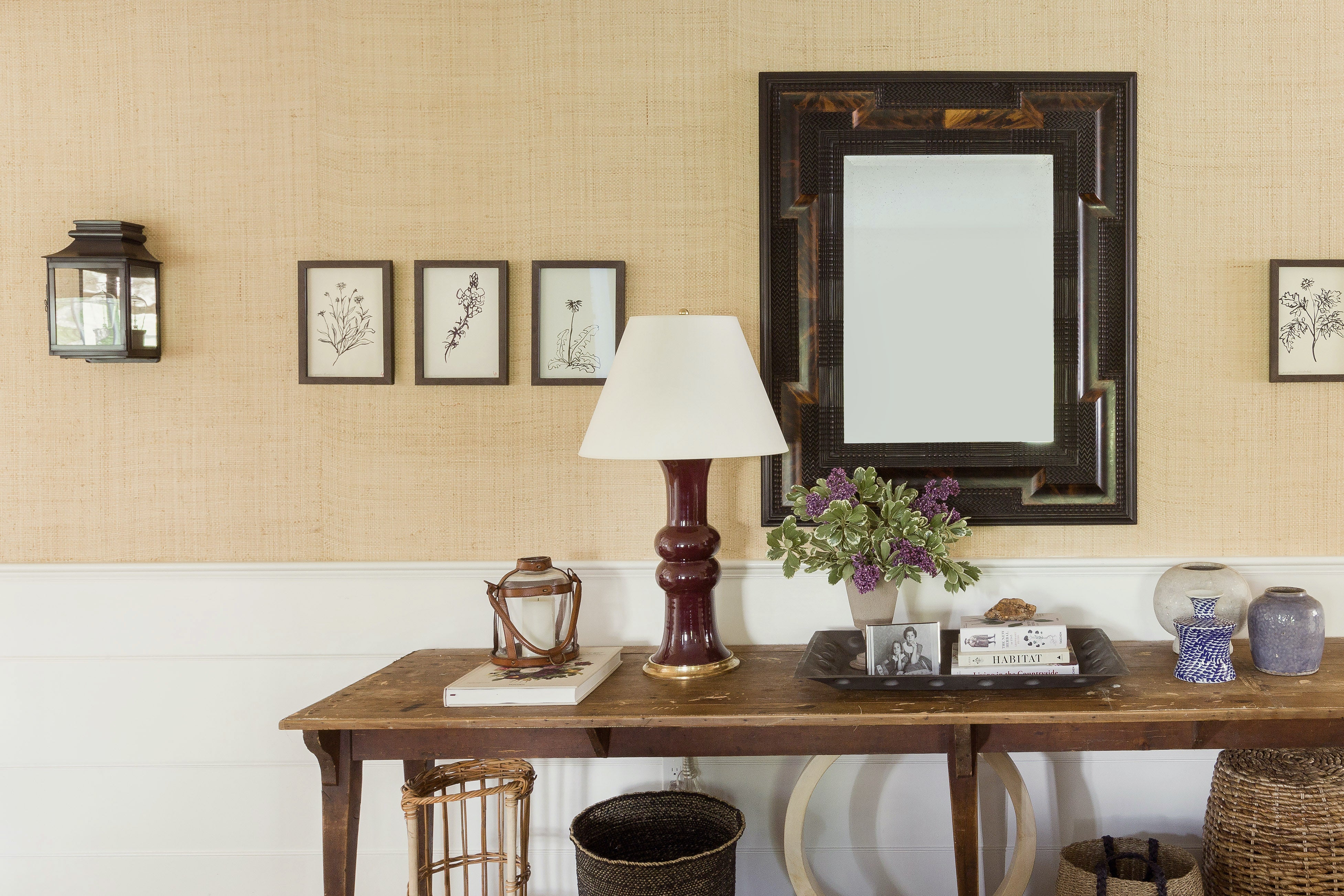 Country Entry and Hall