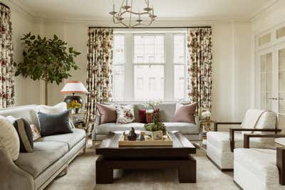  Traditional Living Room. West End Avenue by NINA CARBONE inc.