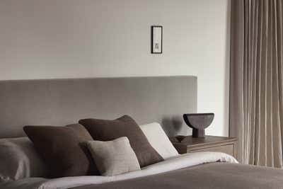  Minimalist Family Home Bedroom. Linea Del Cielo by Westbourne Studio.