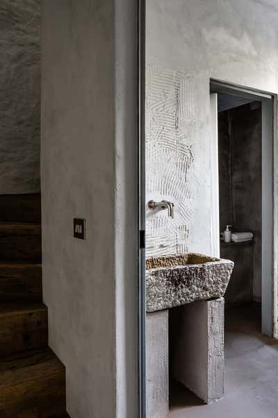  Rustic Bathroom. Private House by Petr Grigorash.