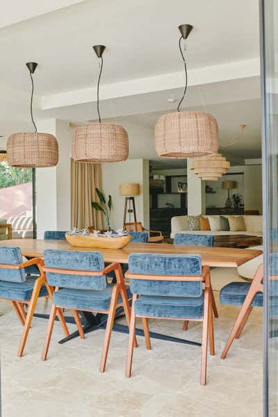  Mid-Century Modern Family Home Dining Room. Barcelona Apartment by Charles and Co. .