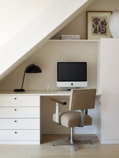  Industrial Minimalist Apartment Office and Study. Cyntra Place  by studio.skey.