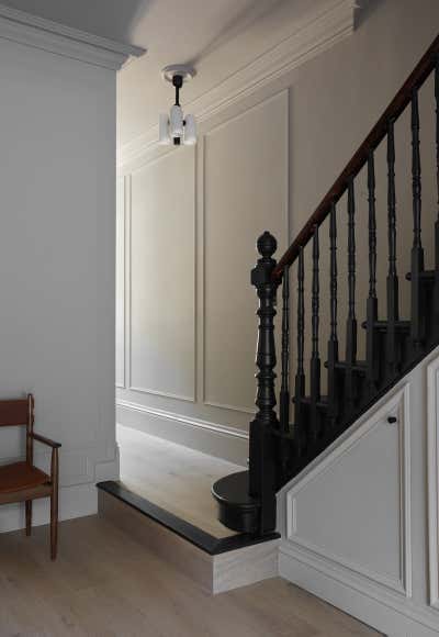  Minimalist Family Home Entry and Hall. Queens Park Terrace by studio.skey.