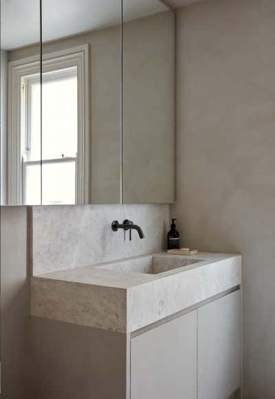  Minimalist Family Home Bathroom. Queens Park Terrace by studio.skey.