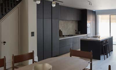  Contemporary Family Home Open Plan. Queens Park Terrace by studio.skey.
