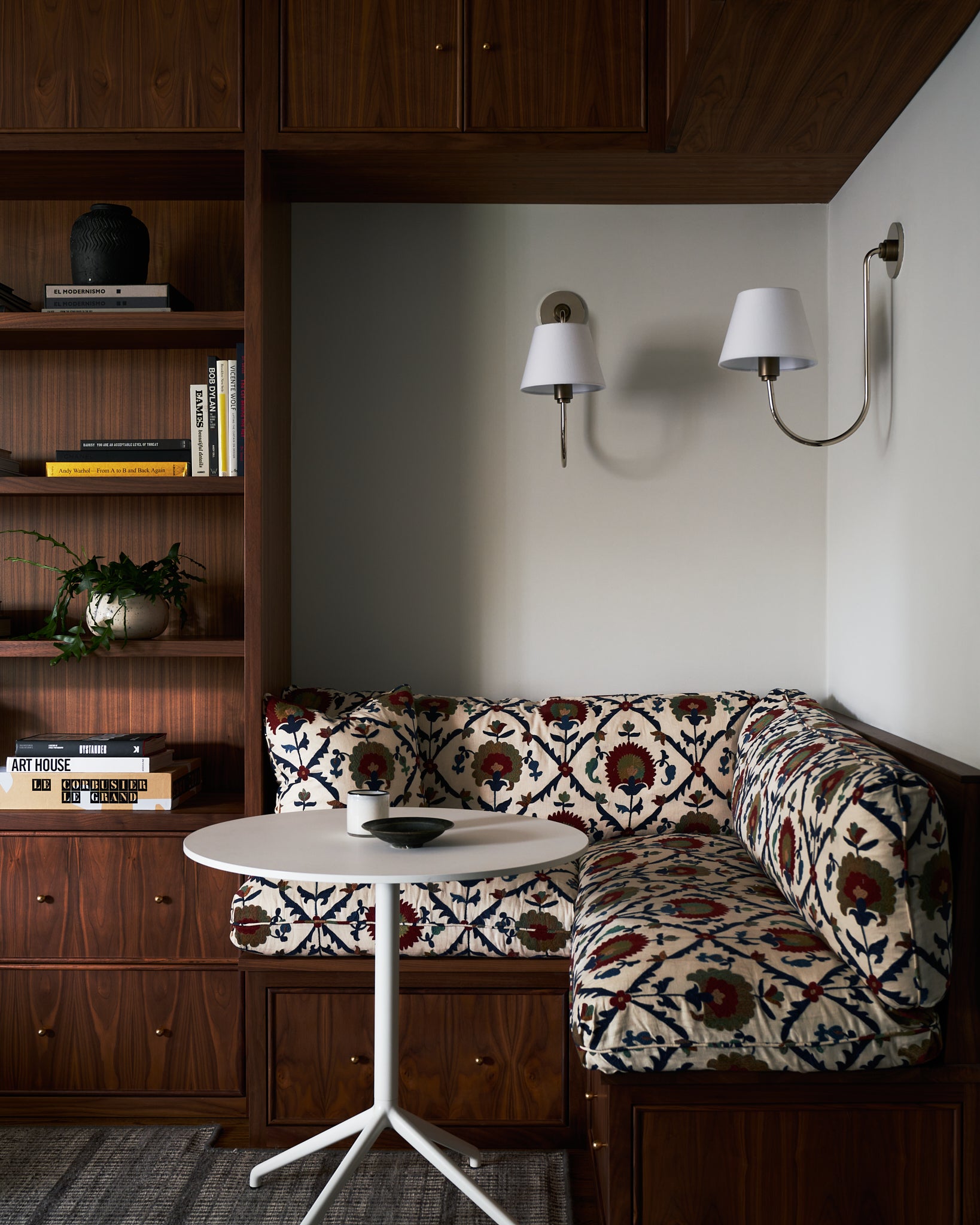 Art Deco Bar and Game Room