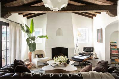 Eclectic Living Room. Spanish Modern Bungalow by Shialice Spatial Design.