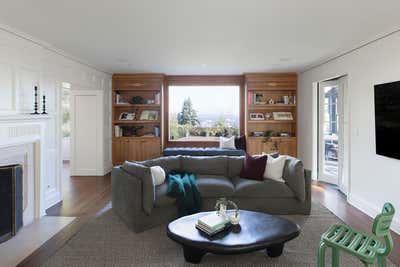  Transitional Family Home Living Room. Hilltop Residence by THESIS Studio Architecture.