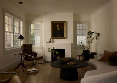  Minimalist Living Room. Tree House by Susannah Holmberg Studios.