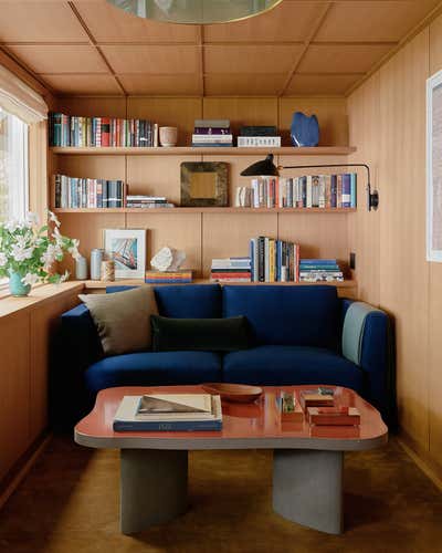  Coastal Vacation Home Office and Study. Maine Waterfront Home by GACHOT.