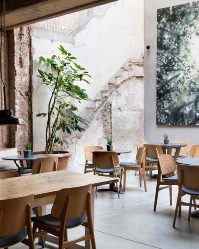  Mediterranean Rustic Modern Bar and Game Room. Restaurante Gats by Azul Tierra.